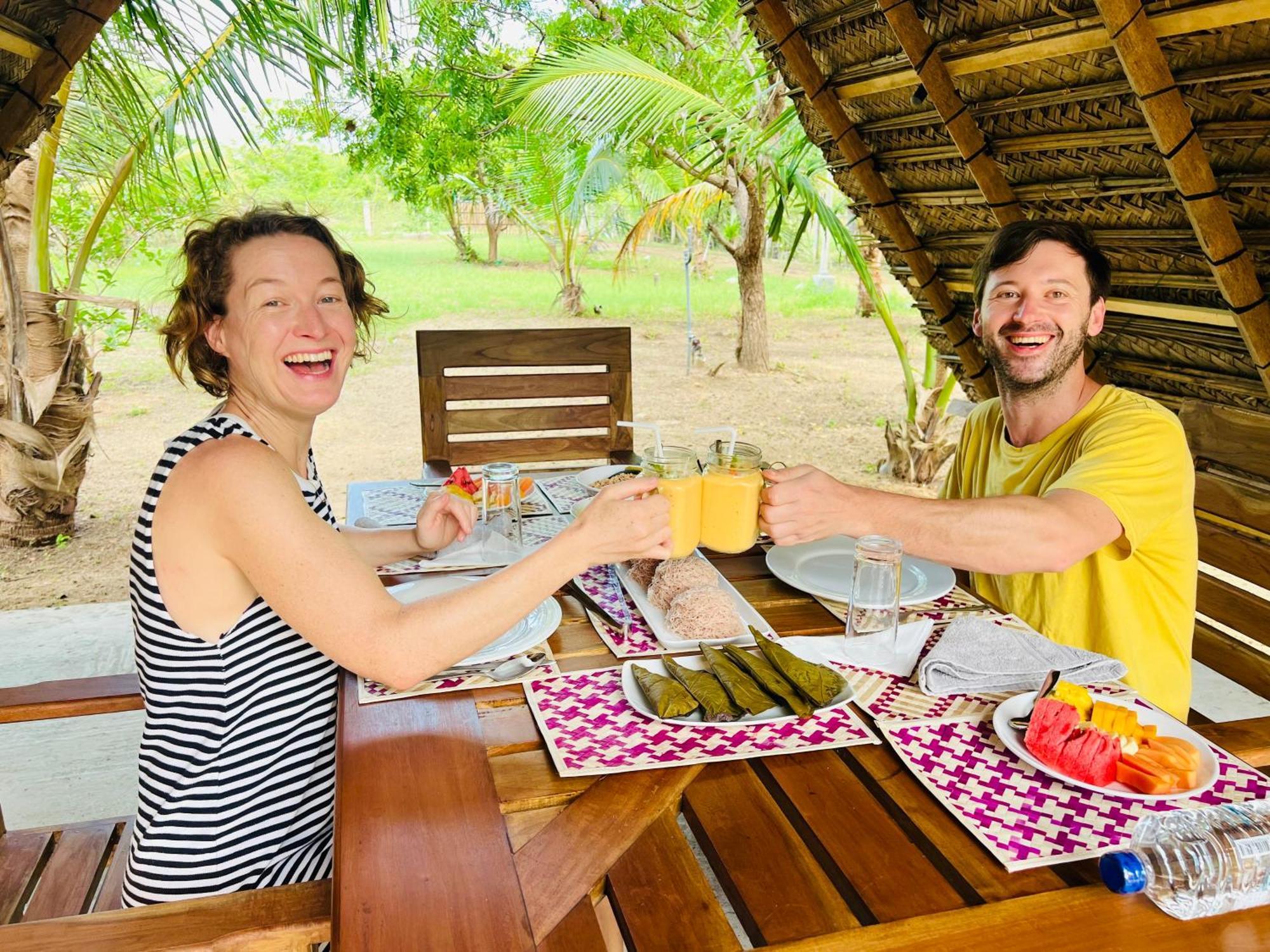 Kingfisher Beach Resort-Yala Киринда Экстерьер фото
